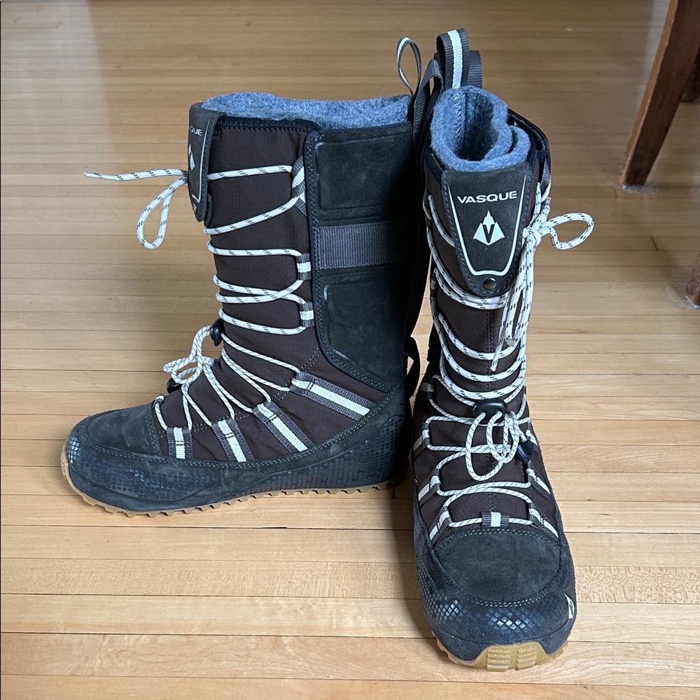 Vasque Lost 40 Snow Winter Boots Mukluks - Picture 3 of 10